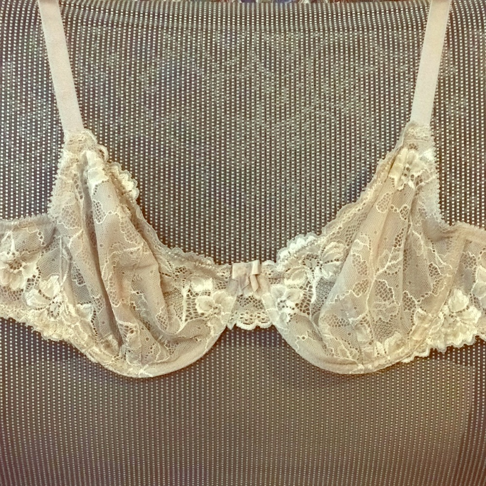 Apt 9 underwire bra lace cream 34DD euc
